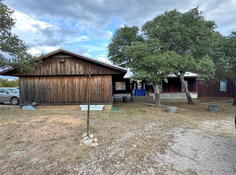 801 Highway 2214 Eastland, TX 76448