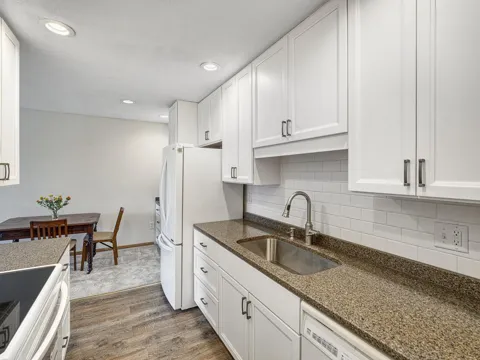 3421 Kent Street #614
