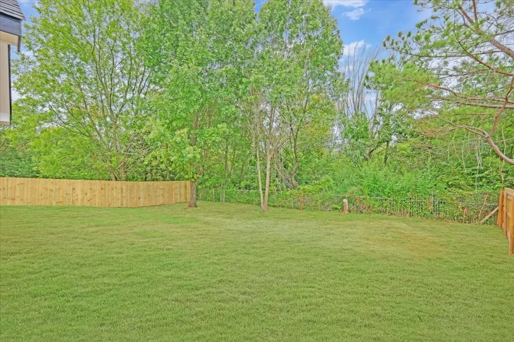 111 Oak Street Ector, TX 75439