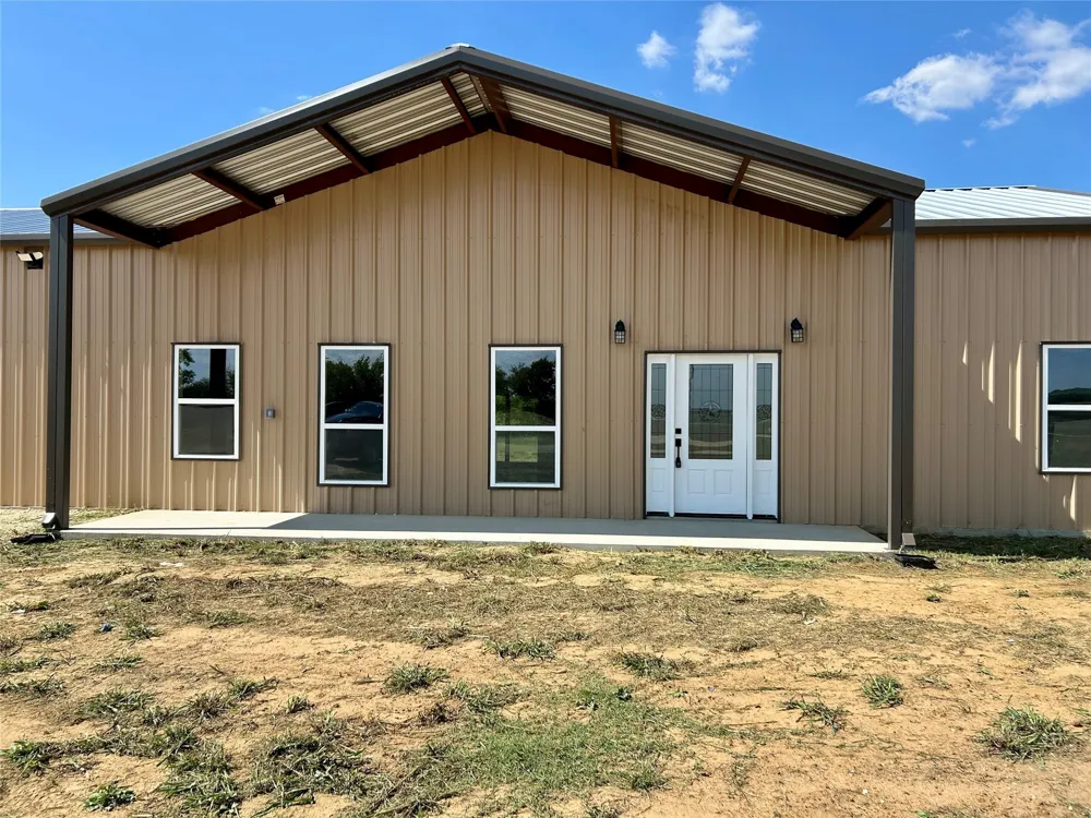 231 Hcr 1206 Blum, TX 76627