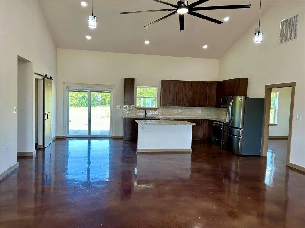 231 Hcr 1206 Blum, TX 76627