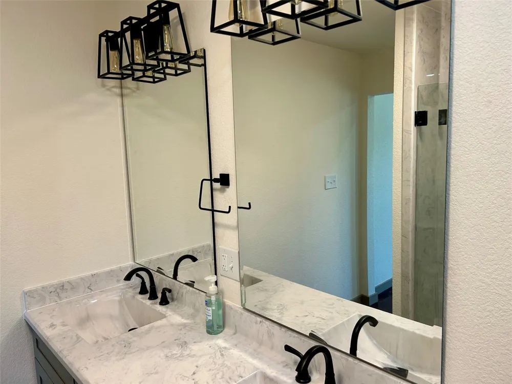231 Hcr 1206 Blum, TX 76627
