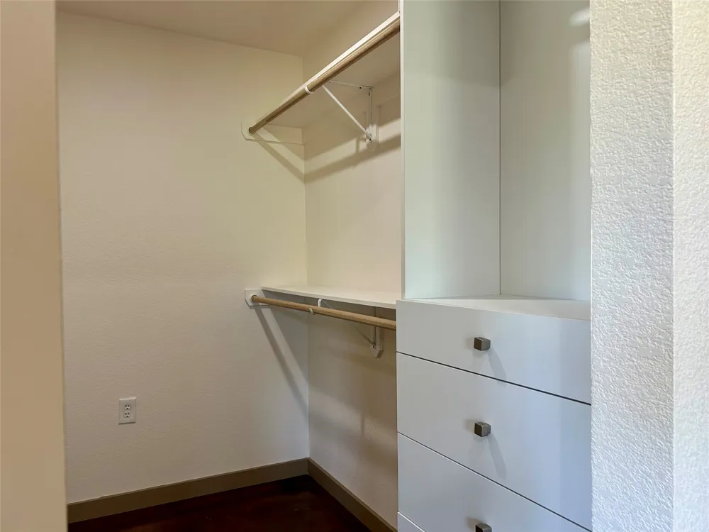 231 Hcr 1206 Blum, TX 76627