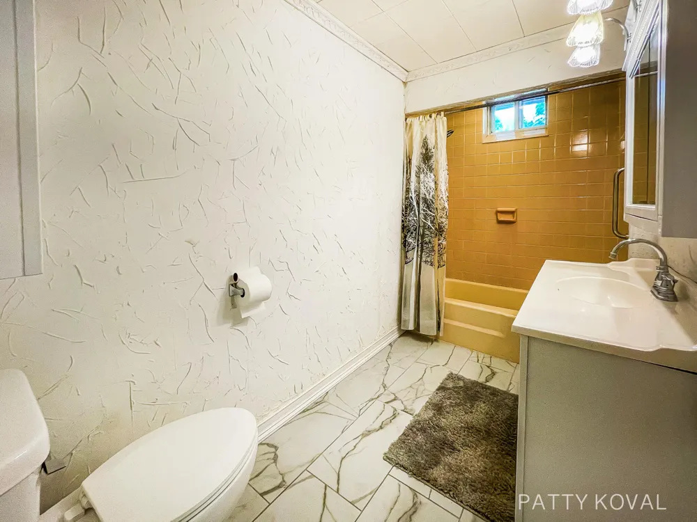 446 Bayview Court Caledonia, MI 49316
