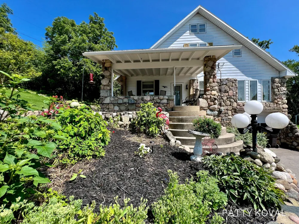 446 Bayview Court Caledonia, MI 49316