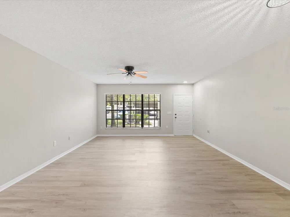 3358 MERMOOR DRIVE #102 Palm Harbor, FL 34685