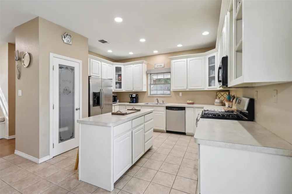 4209 Fm 813 Waxahachie, TX 75165