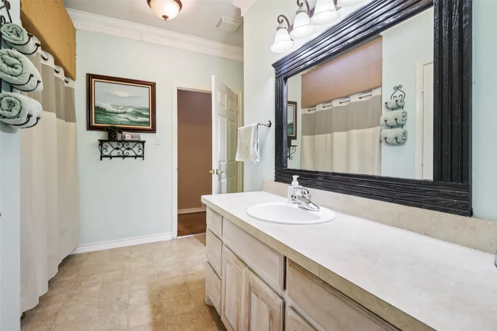 4209 Fm 813 Waxahachie, TX 75165