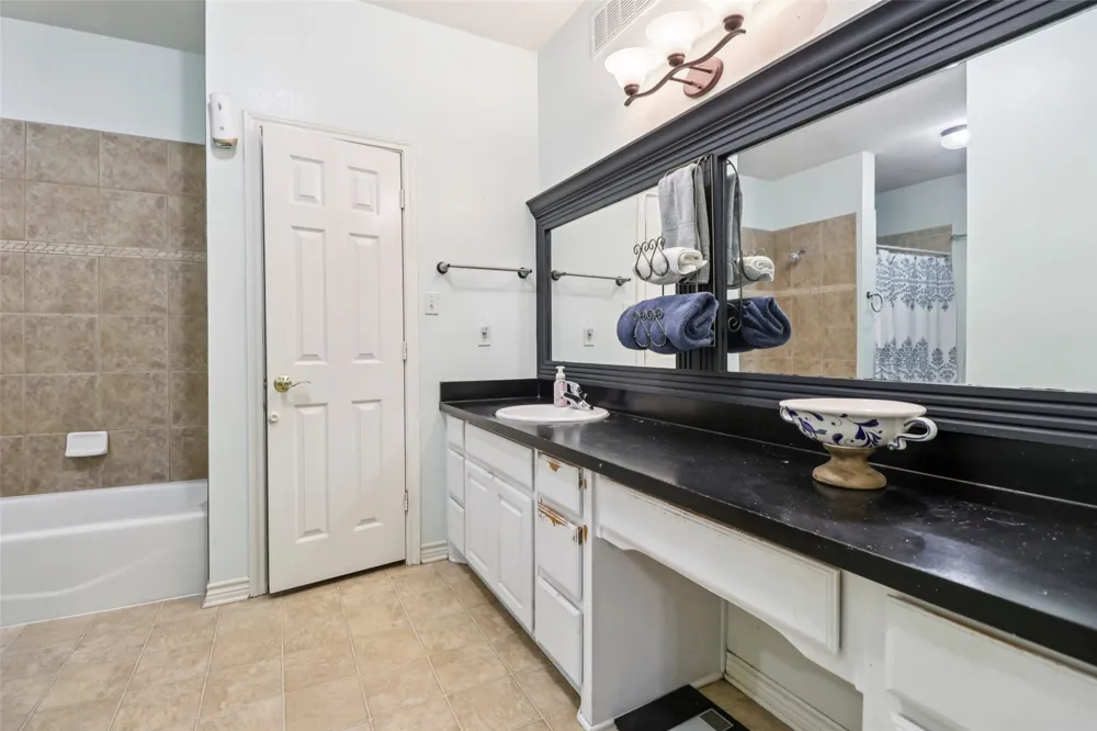 4209 Fm 813 Waxahachie, TX 75165