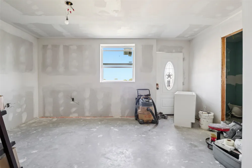 4209 Fm 813 Waxahachie, TX 75165