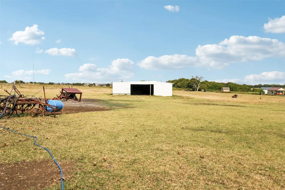 4209 Fm 813 Waxahachie, TX 75165