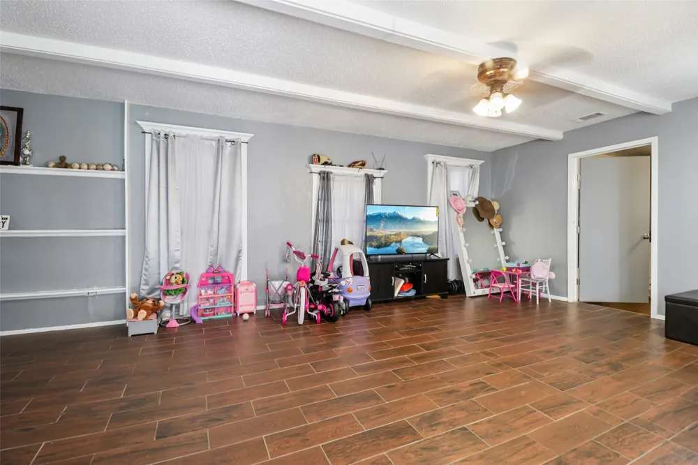 4209 Fm 813 Waxahachie, TX 75165