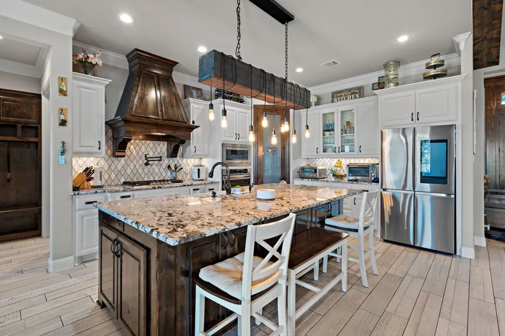 3032 Perkins Lane Weatherford, TX 76088
