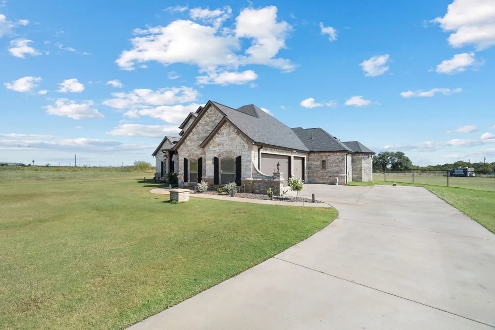 3032 Perkins Lane Weatherford, TX 76088