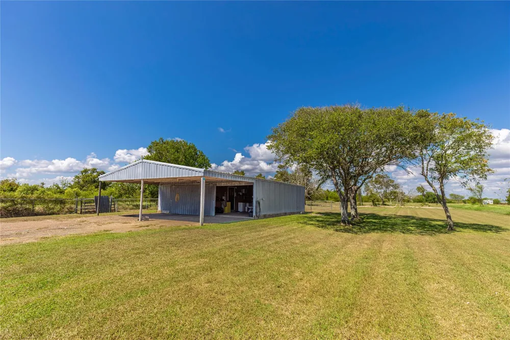 267 S Gulf Rd Matagorda, TX 77457