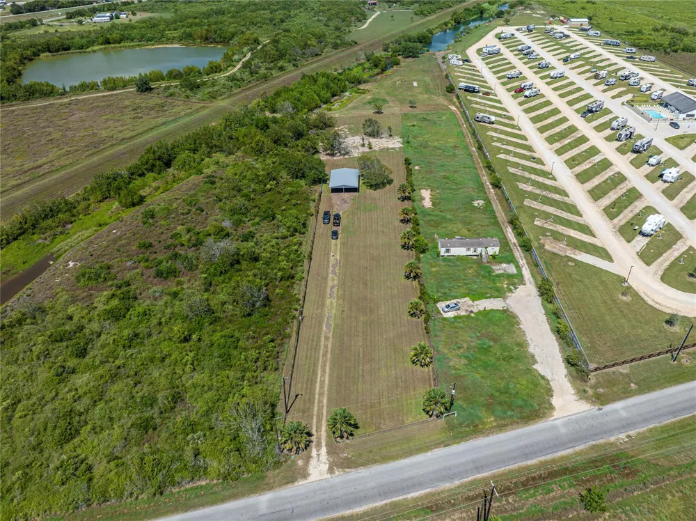 267 S Gulf Rd Matagorda, TX 77457