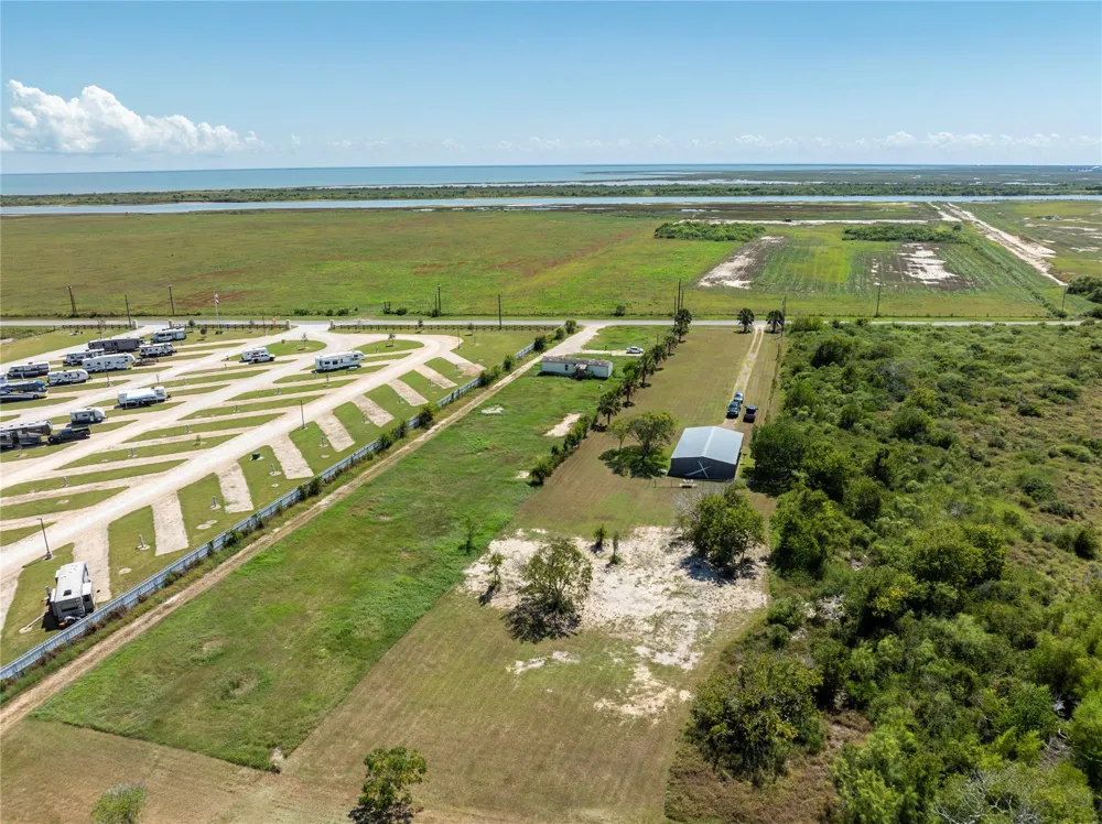 267 S Gulf Rd Matagorda, TX 77457