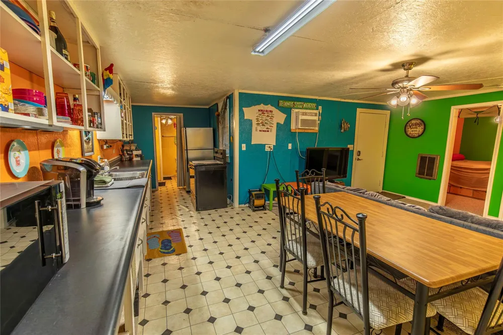 267 S Gulf Rd Matagorda, TX 77457
