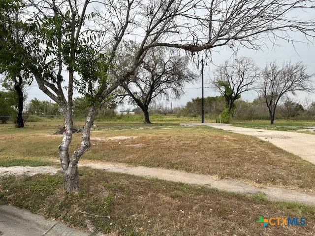 840 Hamilton Street Sinton, TX 78387