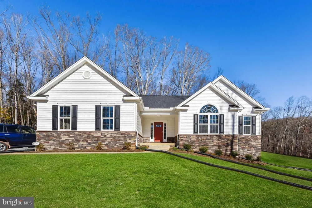 EGGBORNSVILLE ROAD Rixeyville, VA 22737