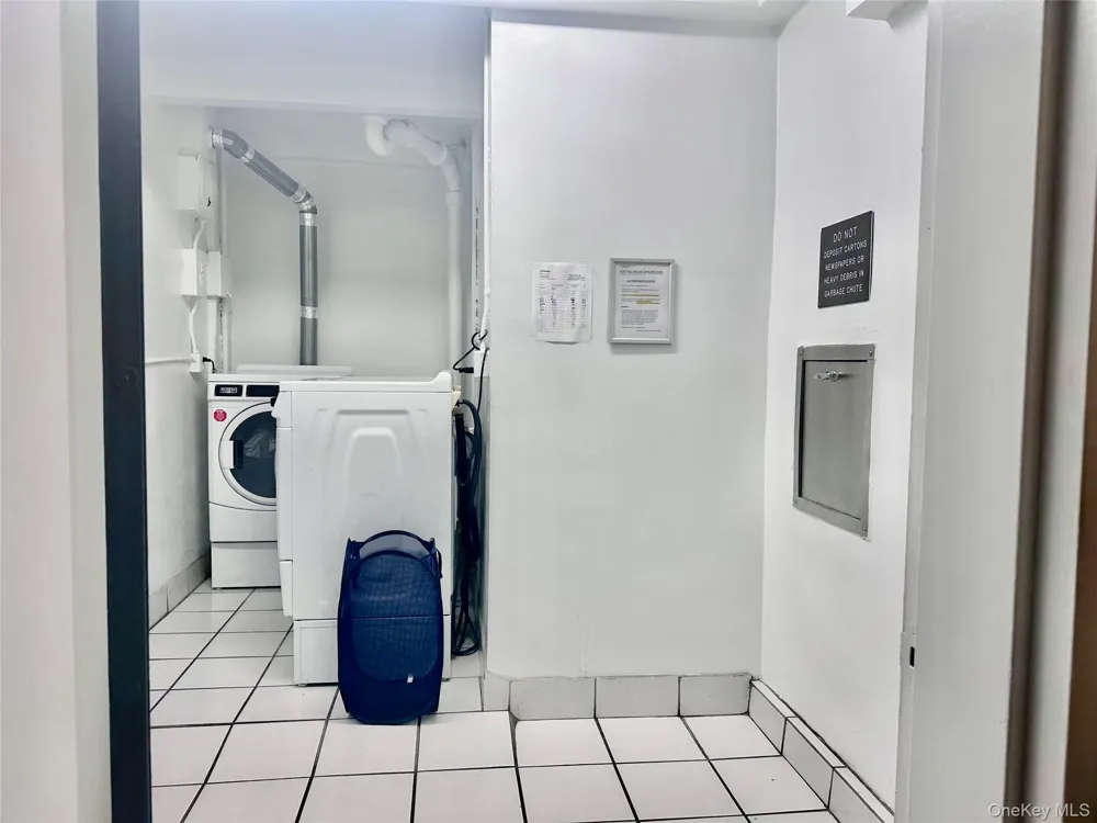 315 Atlantic Avenue #1A East Rockaway, NY 11518