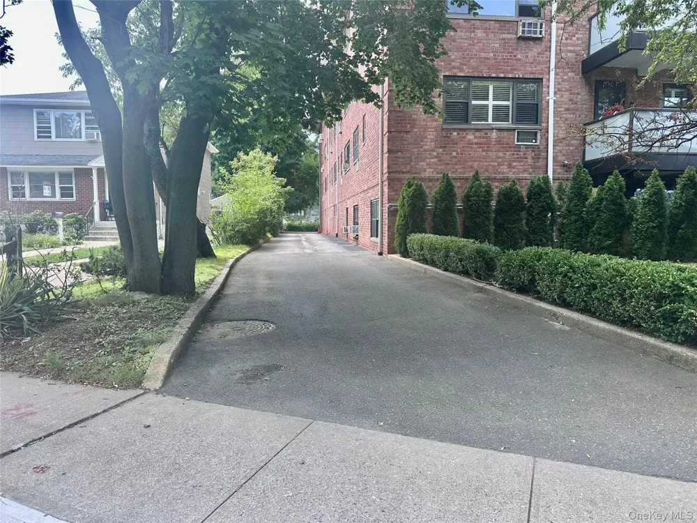 315 Atlantic Avenue #1A East Rockaway, NY 11518