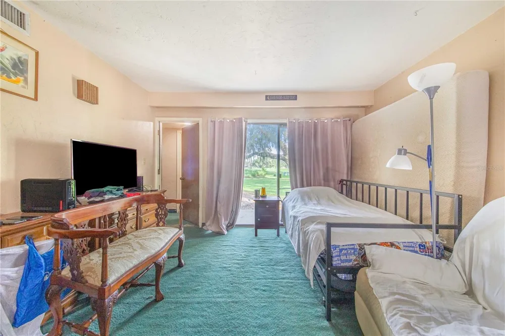 163 PALM VIEW COURT #3483/4 Haines City, FL 33844