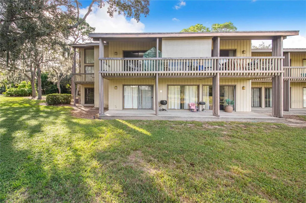 163 PALM VIEW COURT #3483/4 Haines City, FL 33844