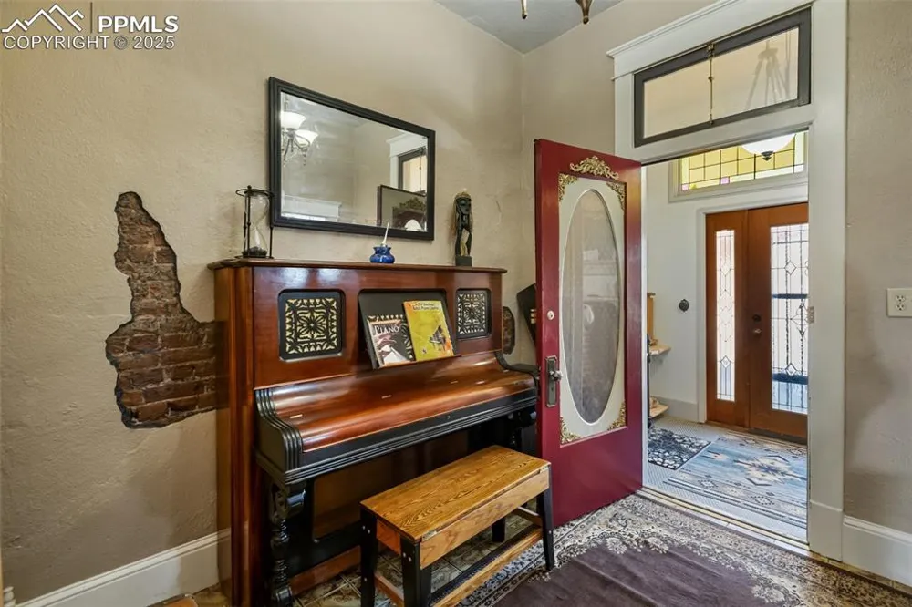119 S 3rd Street Victor, CO 80860