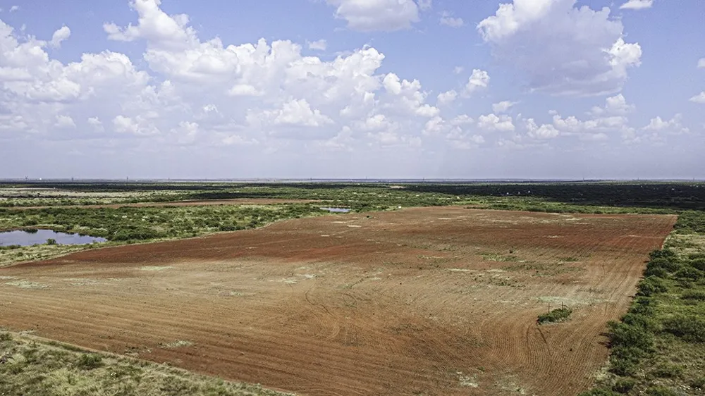 State Highway 25 S Electra, TX 76360