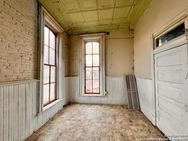 520 Davis Ave Unit B Laredo, TX 78040
