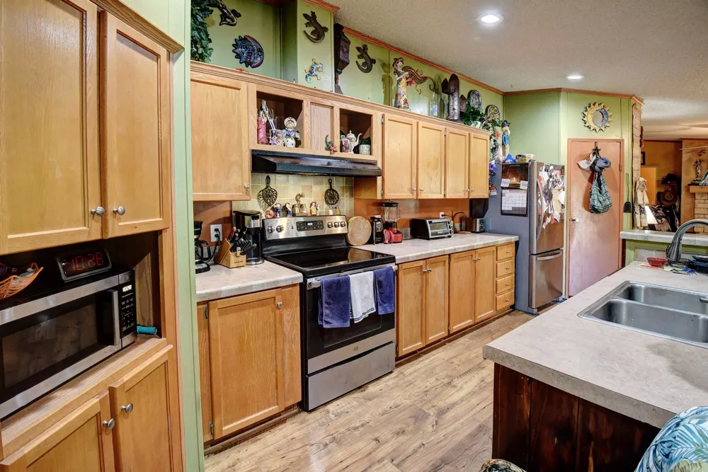 181 Lockwood Road Red Rock, TX 78662