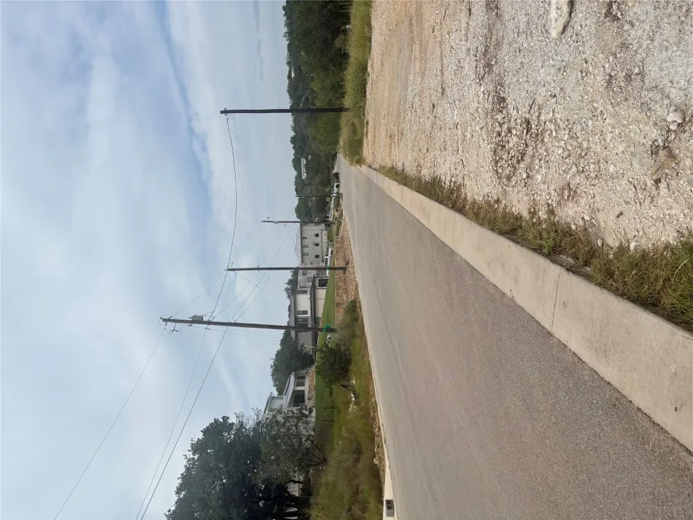 1803 Lipan Trail Austin, TX 78733