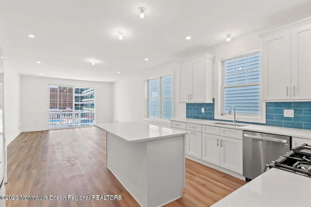 63 Hamilton Avenue Seaside Heights, NJ 08751