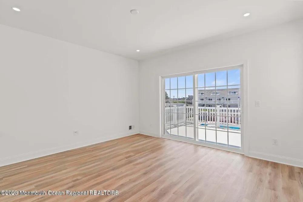 63 Hamilton Avenue Seaside Heights, NJ 08751