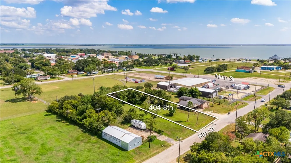 404 8th Street Palacios, TX 77465