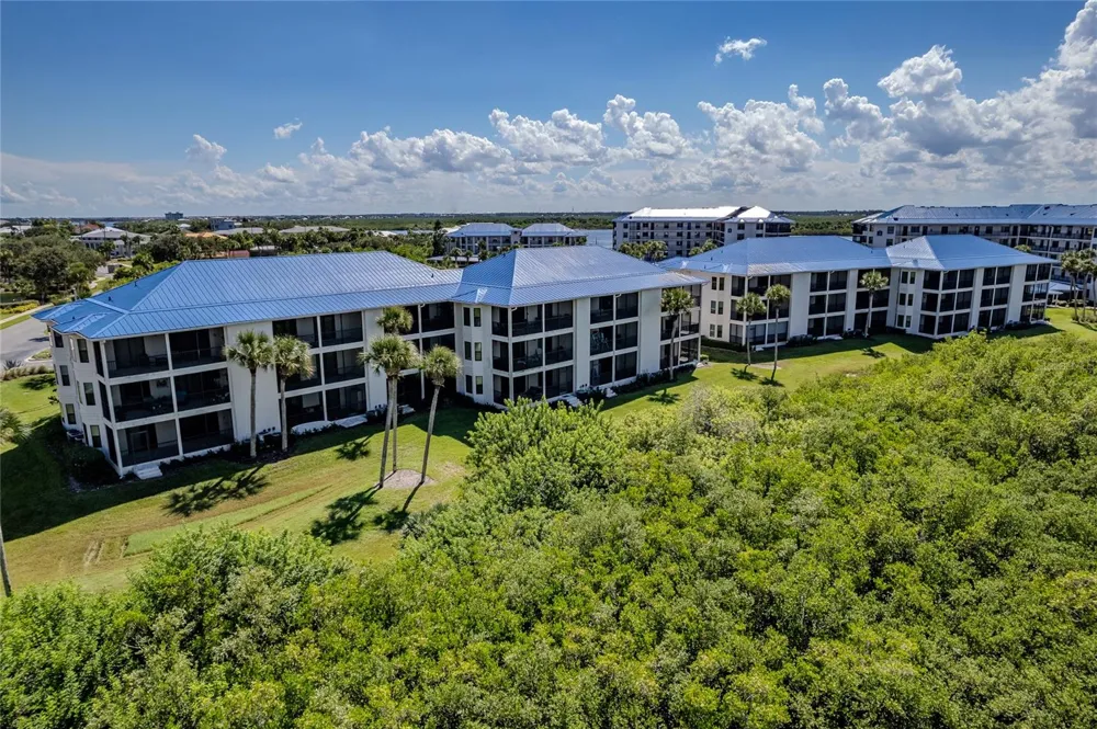 2700 PENINSULA AVENUE #516 New Smyrna Beach, FL 32169