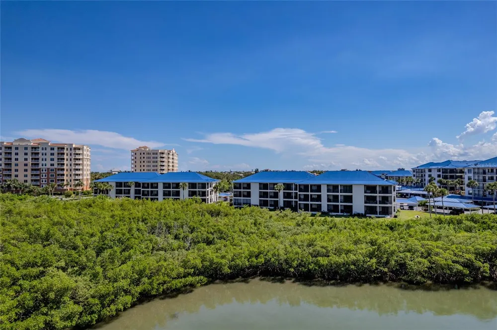 2700 PENINSULA AVENUE #516 New Smyrna Beach, FL 32169