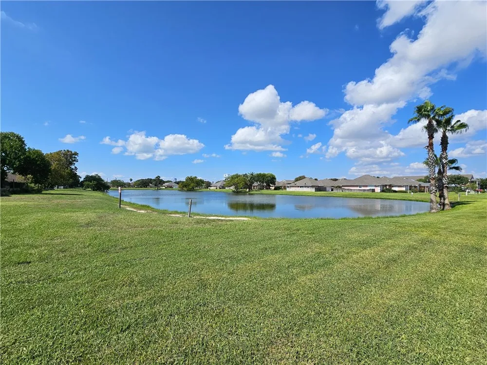 2315 Capri Drive Ingleside, TX 78362