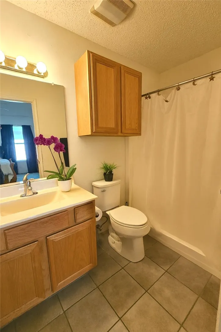 2315 Capri Drive Ingleside, TX 78362