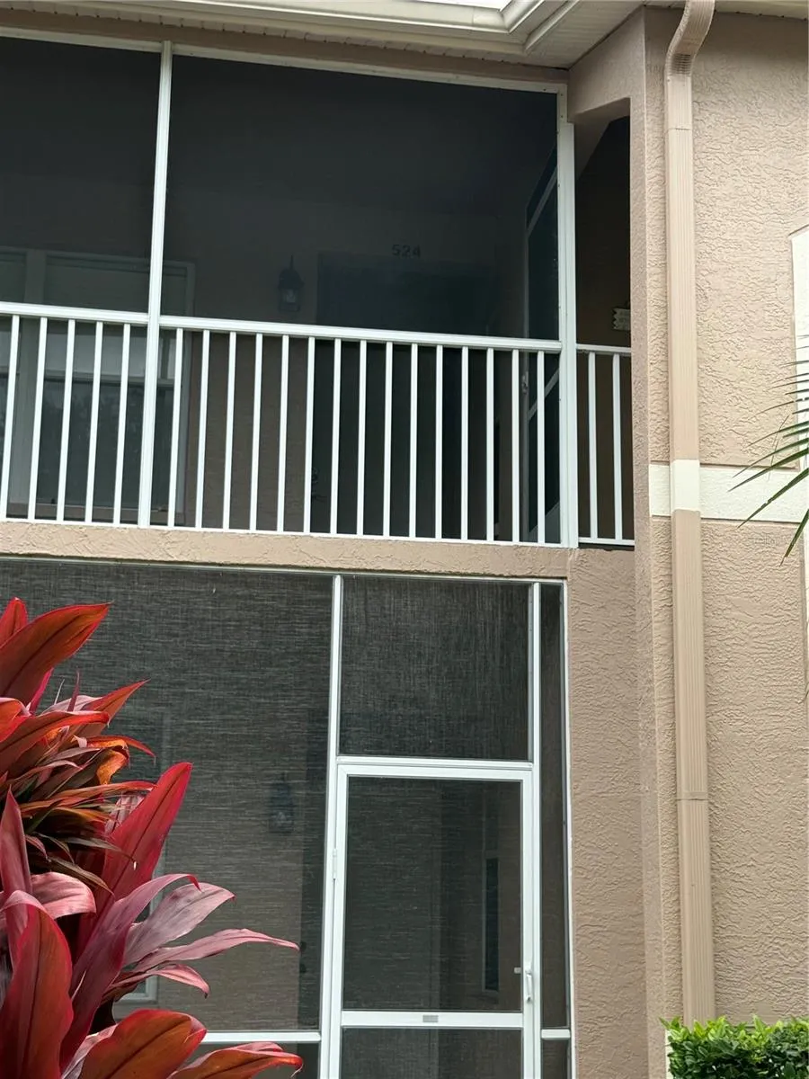 5251 MAHOGANY RUN AVENUE #524 Sarasota, FL 34241