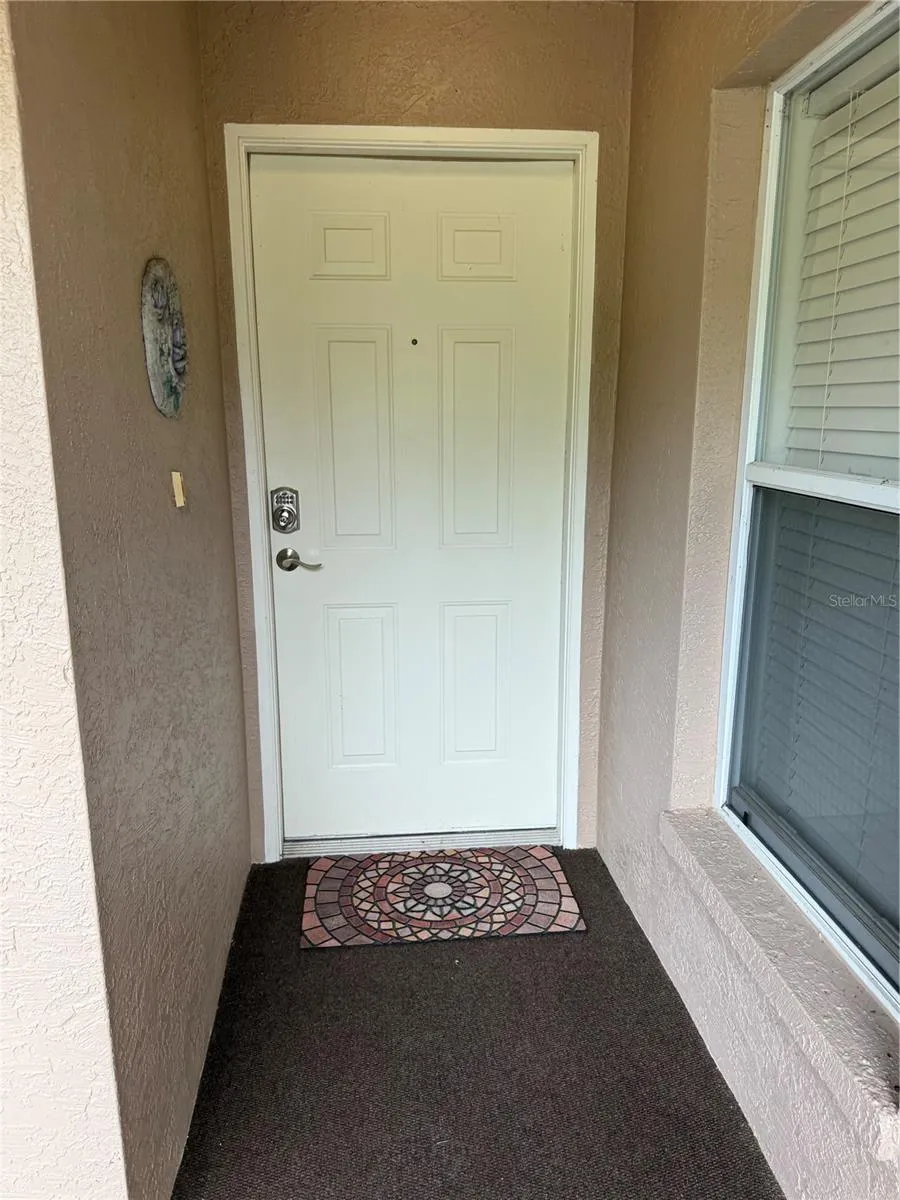 5251 MAHOGANY RUN AVENUE #524 Sarasota, FL 34241