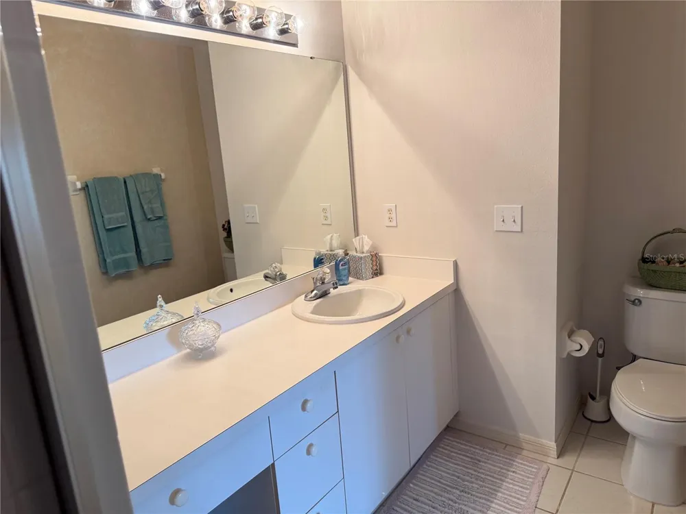 5251 MAHOGANY RUN AVENUE #524 Sarasota, FL 34241