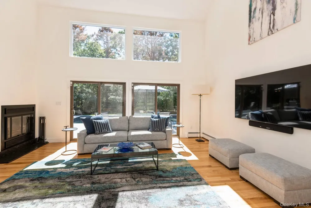 1 Deer Path Quogue, NY 11959