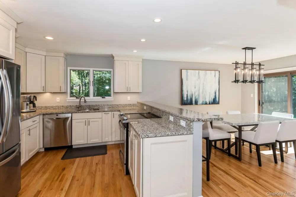 1 Deer Path Quogue, NY 11959