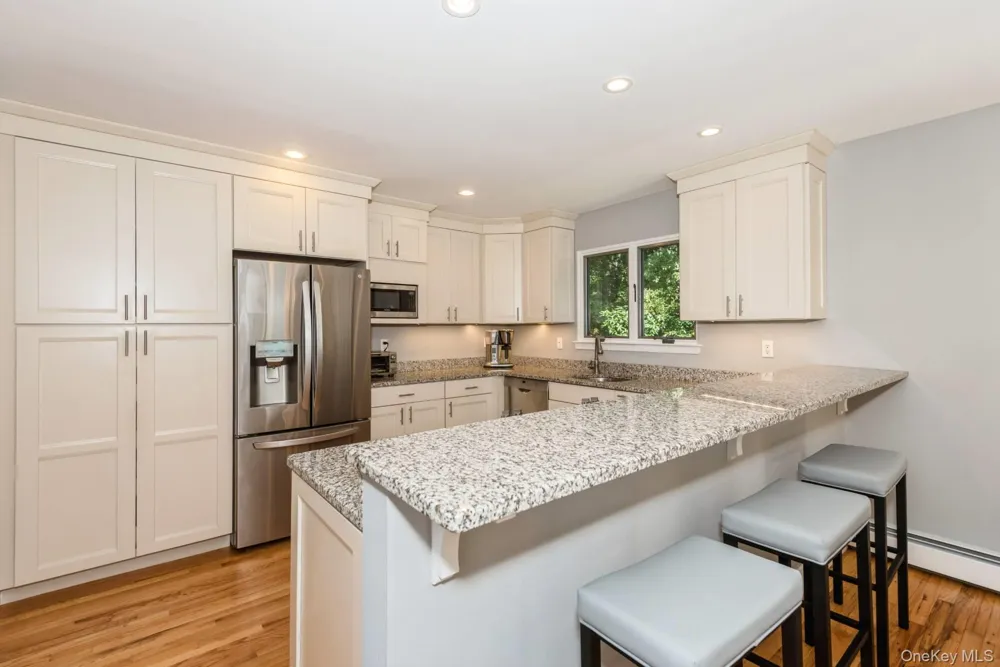 1 Deer Path Quogue, NY 11959