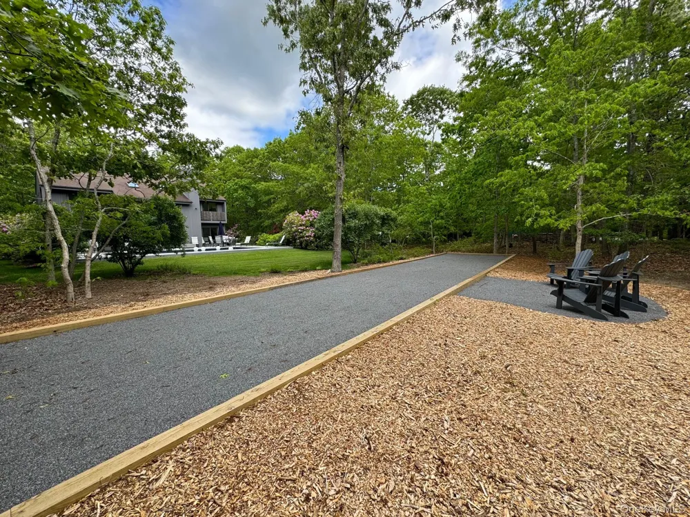 1 Deer Path Quogue, NY 11959