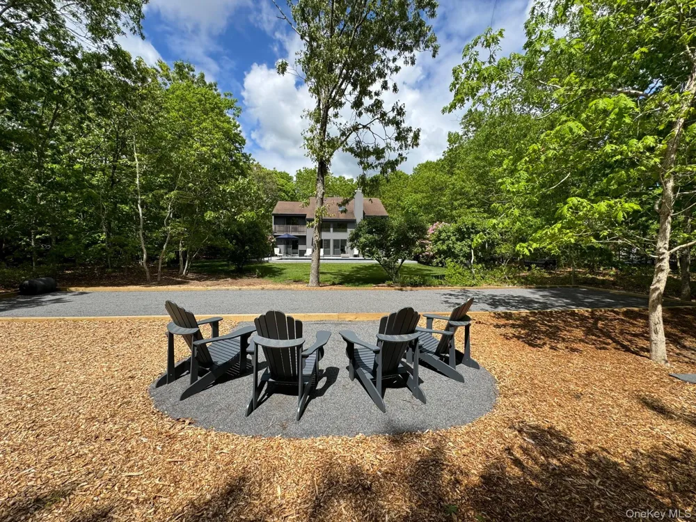 1 Deer Path Quogue, NY 11959