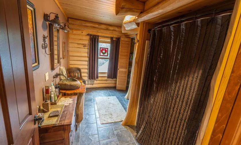 8912 Echo Valley Trail Atlanta, MI 49709
