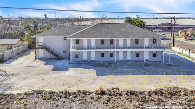 1303 Philadelphia St Laredo, TX 78041
